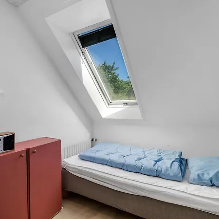 Charming On The 1st Floor In Stadil *
